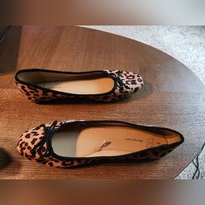 Time and Tru Leopard Print Flats with Black Trim - New without Tag